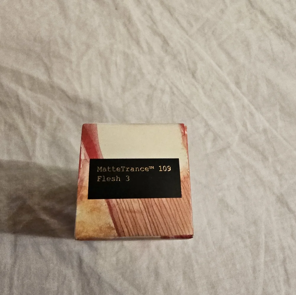 Pat McGrath Labs MatteTrance Lipstick - Picture 6 of 8